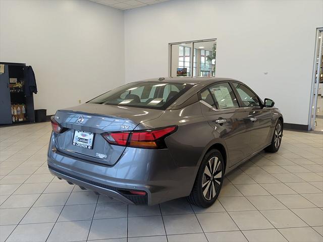 2022 nissan altima 2.5 sv
