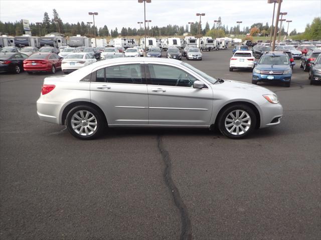 2012 chrysler 200 touring