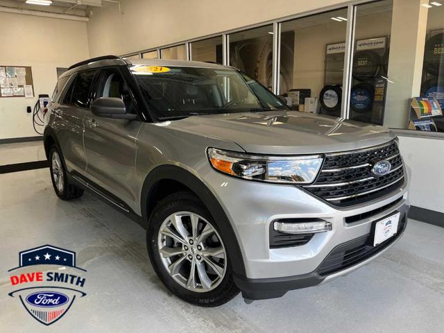 2021 ford explorer xlt