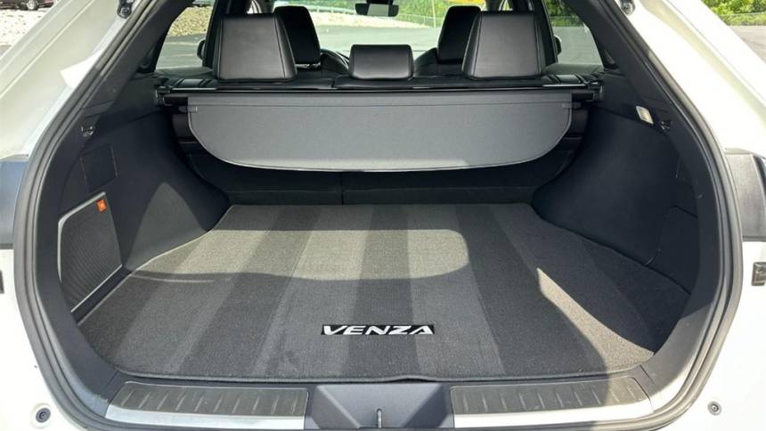 2021 toyota venza xle