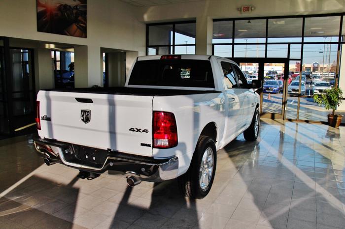 used 2016 ram 1500 4x4 crew cab slt hopkinsville, ky 42240 for sale in hopkinsville, kentucky