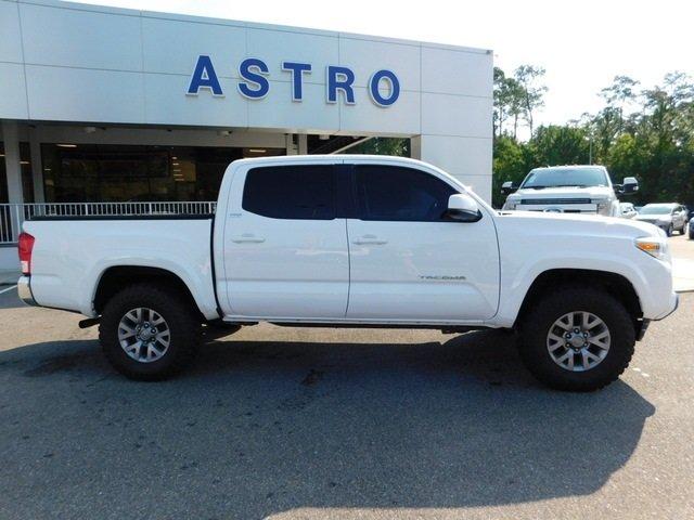 used 2017 toyota tacoma w/ sr5 package d'iberville, ms 39540 for sale in biloxi, mississippi