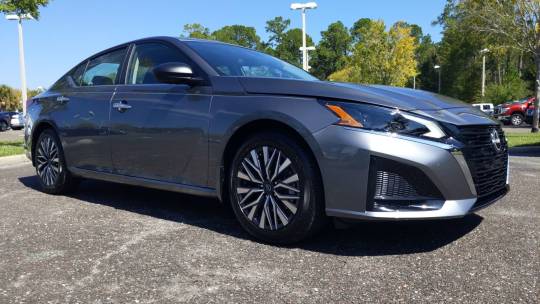 2025 Nissan Altima
