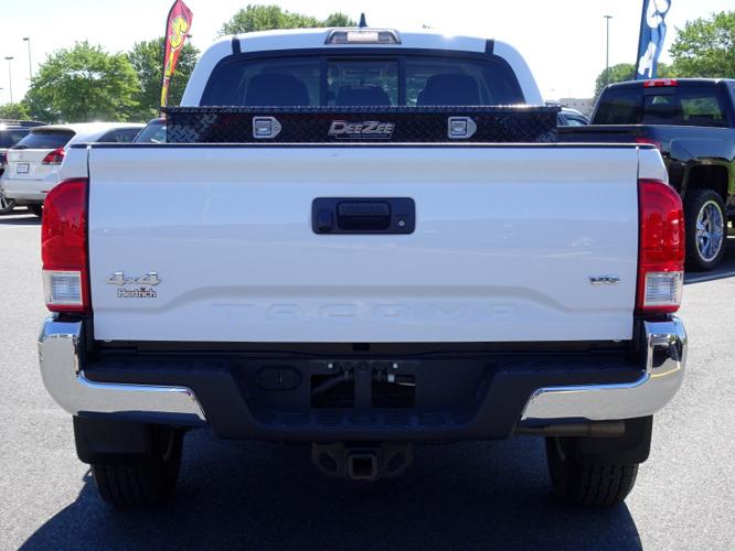 used 2017 toyota tacoma w/ sr5 package dover, de 19901 for sale in dover, delaware