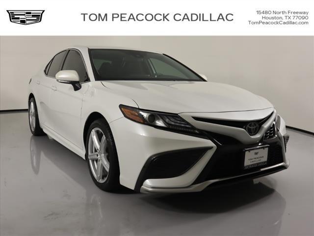2022 toyota camry xse