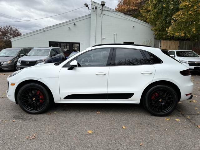 2017 porsche macan gts