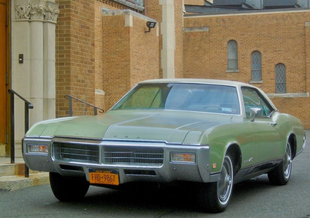1969 buick riviera gs gran sport low miles loaded with options runs & drives a+