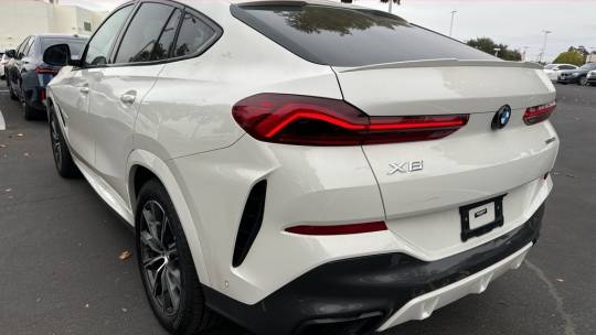 2022 BMW X6