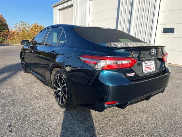 2018 toyota camry xle