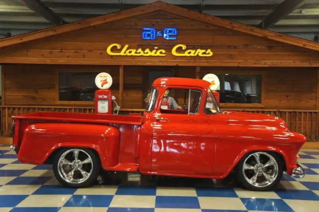 1957 chevrolet pickup vortec- red