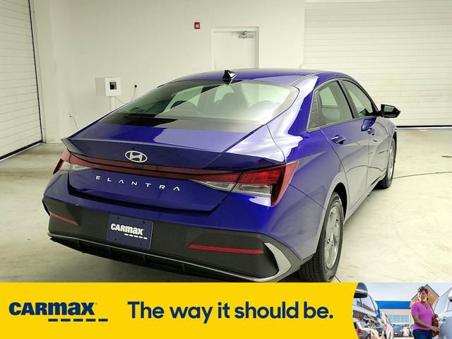 2024 hyundai elantra se