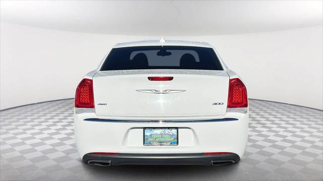 2019 chrysler 300 touring