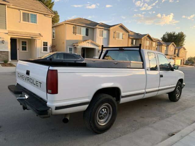 1993 chevrolet c2500 extended cab with 6.5 liter turbo diesel. very rare