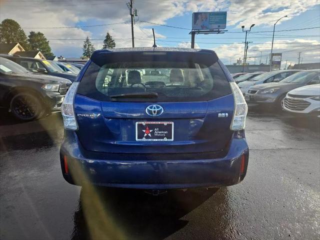 2012 toyota prius v three