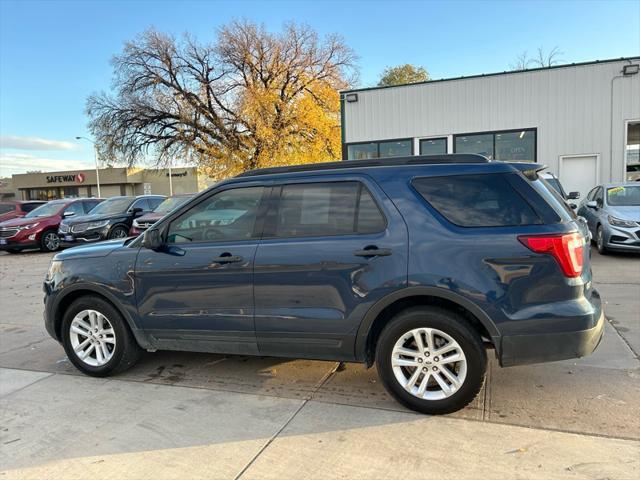 2017 ford explorer base