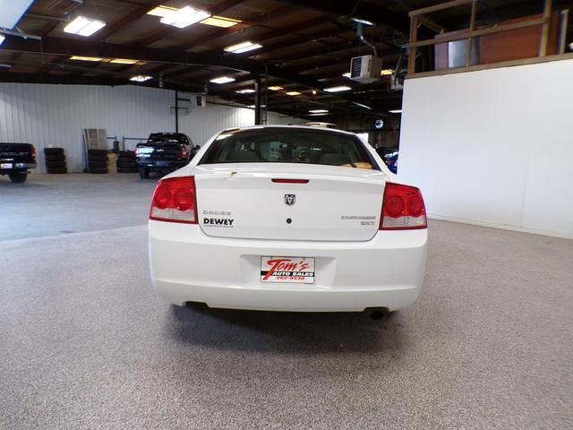 2010 dodge charger sxt