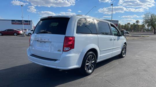 2017 Dodge Grand caravan