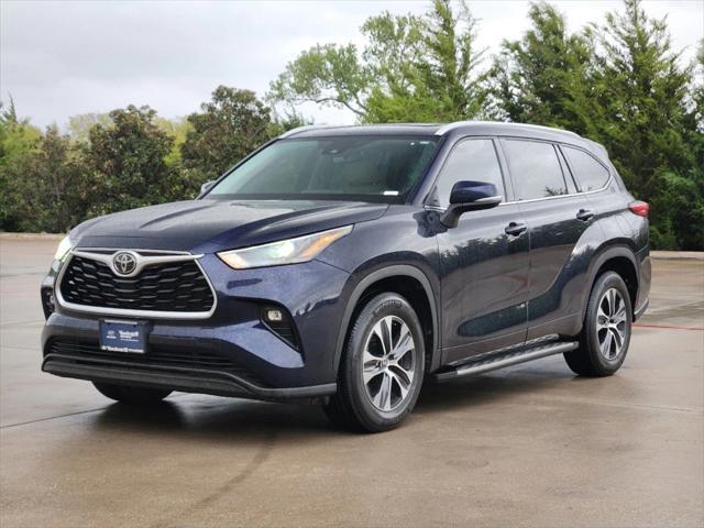 2022 toyota highlander xle