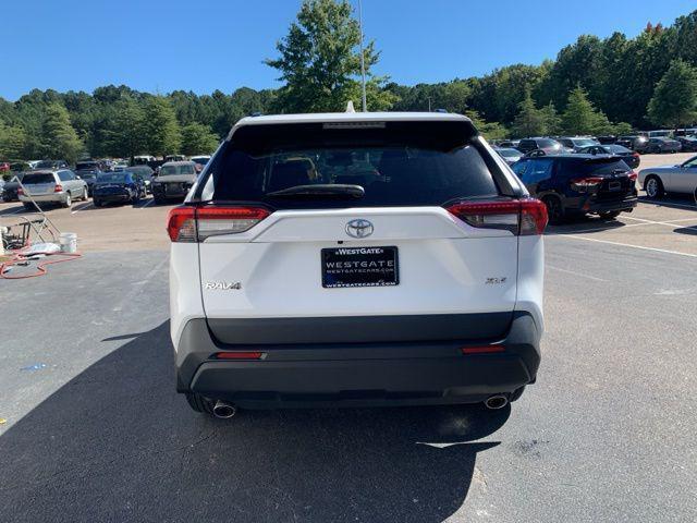 2022 toyota rav4 xle