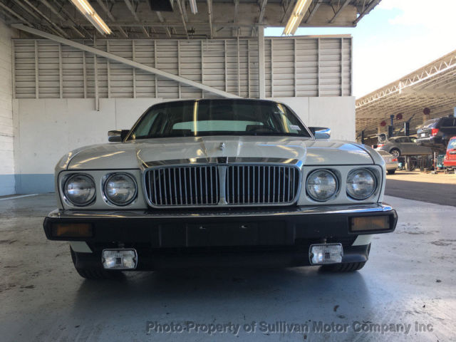 jaguar xj-6 sedan 61,200 miles, super nice, arizona must sell