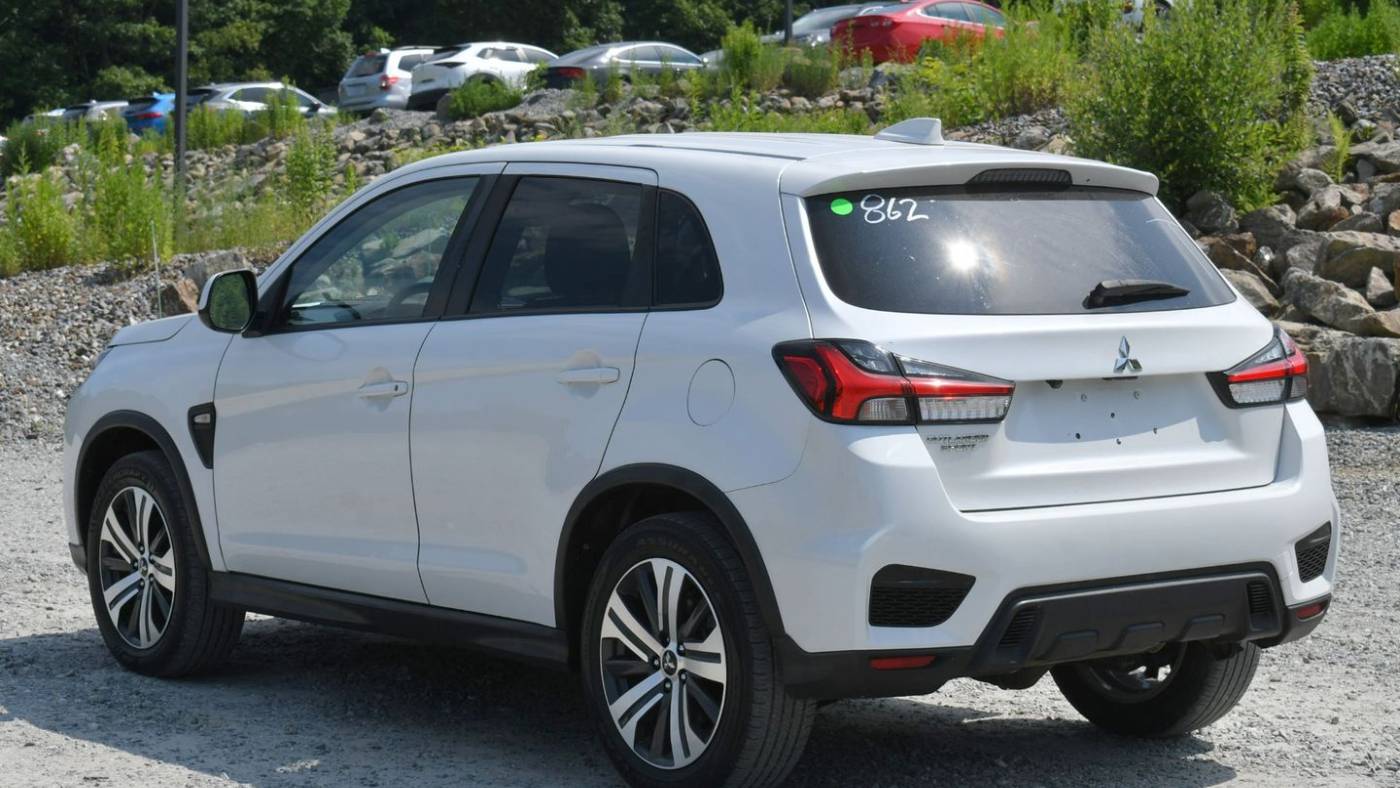 2021 mitsubishi outlander sport es