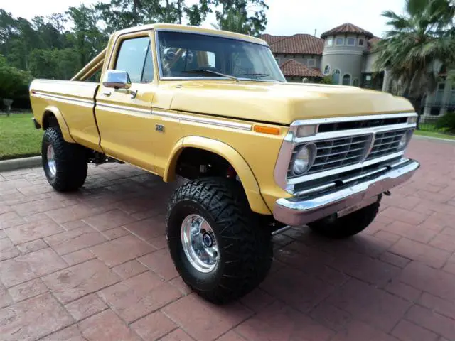 390 v8, 4 spd, 4x4, lift, hydraulic bed, tilt hood, new paint, total show truck!