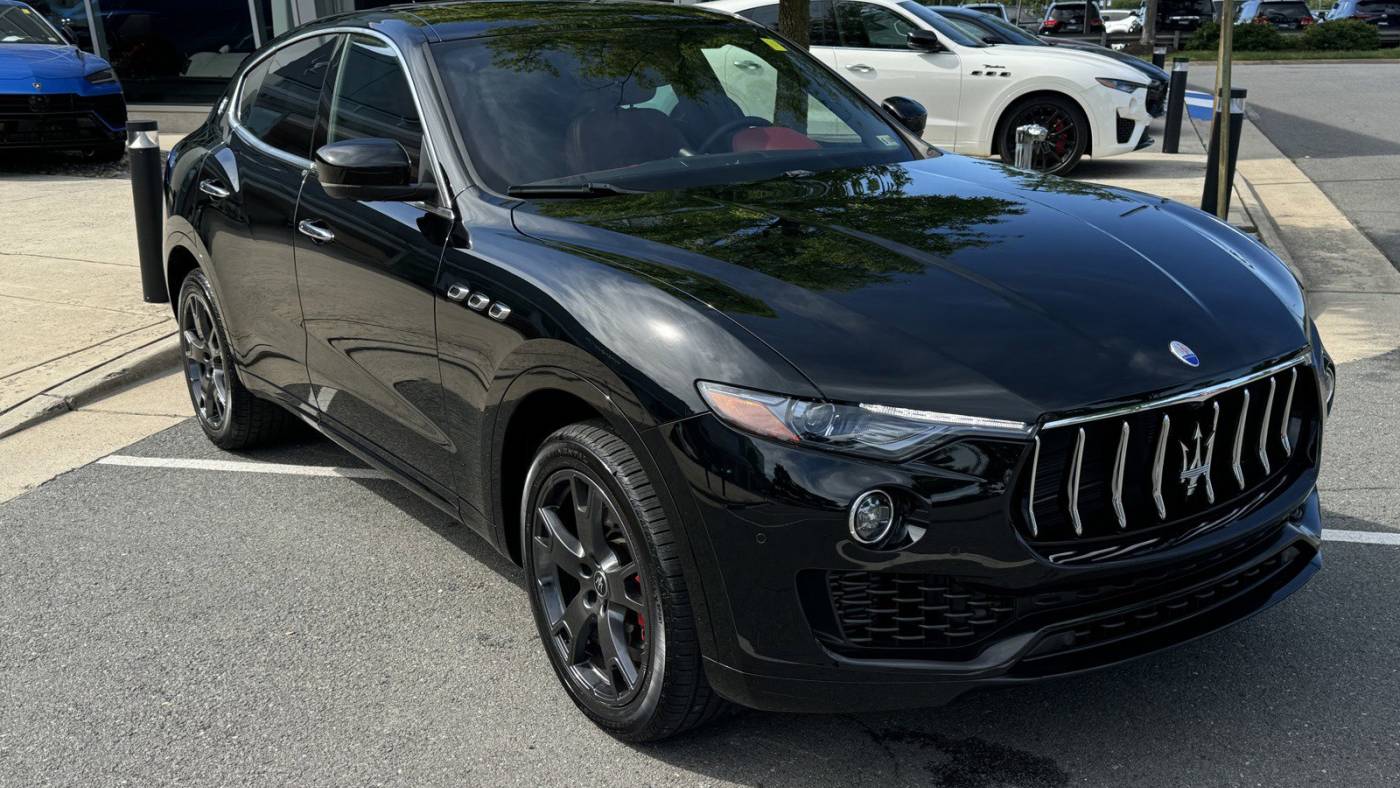 2021 maserati levante base