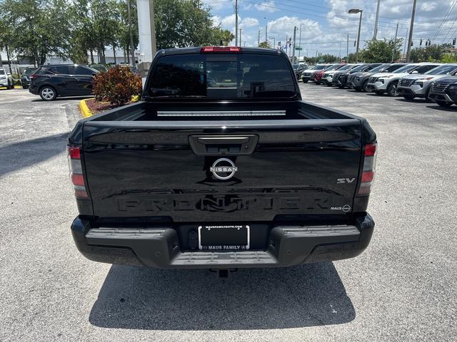 2023 nissan frontier sv