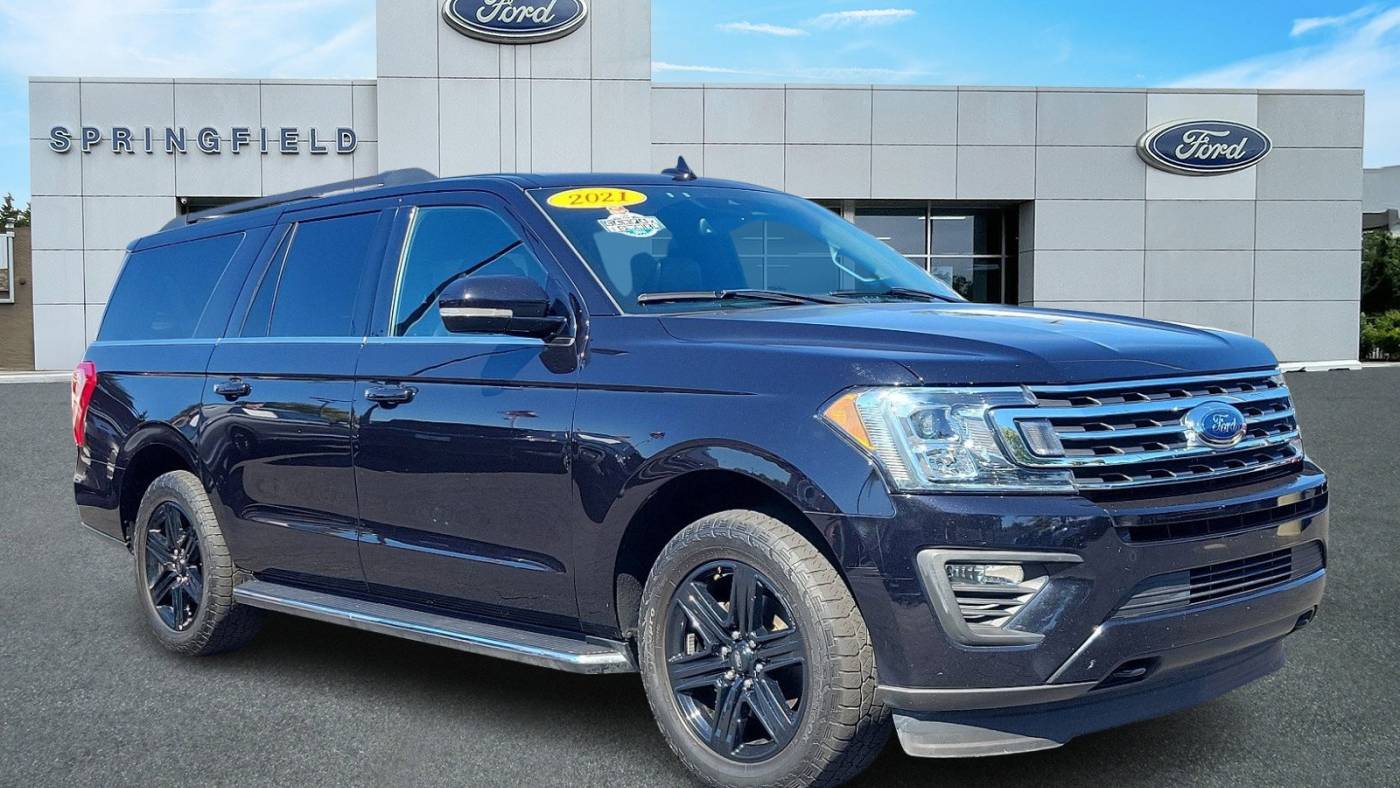 2021 ford expedition max xlt