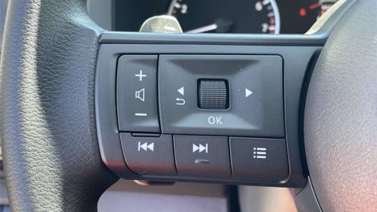 2024 Nissan Pathfinder s