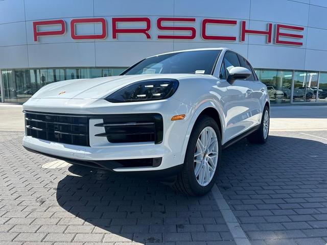 2024 porsche cayenne base
