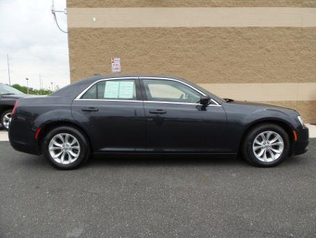 2016 chrysler 300 limited limited 4dr sedan for sale in newark, delaware