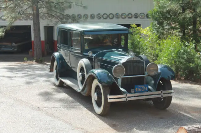 1929 packard 640 custom eight club sedan
