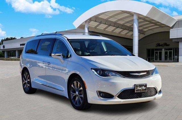2017 chrysler pacifica limited