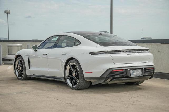 2021 porsche taycan turbo s