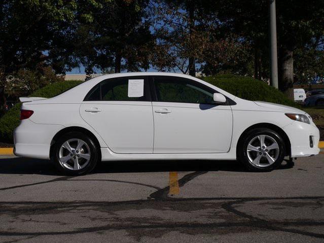 2011 toyota corolla s