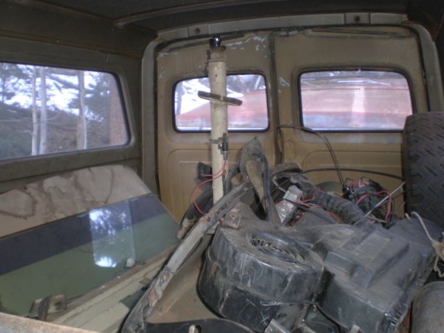 1966 chevy suburban 4x4