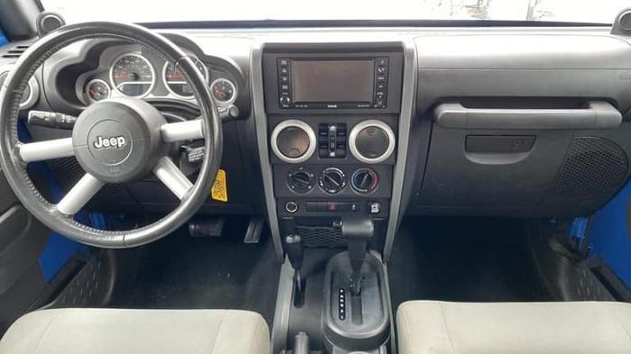 2010 jeep wrangler unlimited sahara sport utility 4d in east windsor, connecticut
