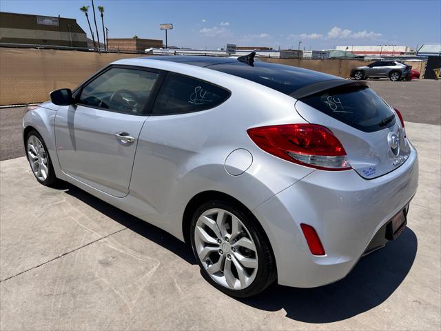 2012 hyundai veloster base