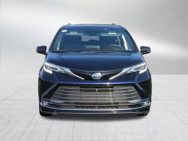 2022 toyota sienna platinum 7 passenger