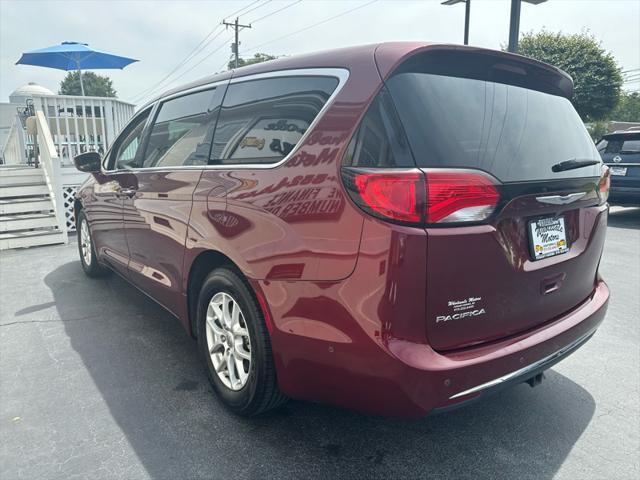 2020 chrysler pacifica touring