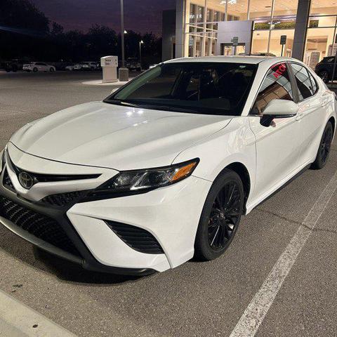 2019 toyota camry se