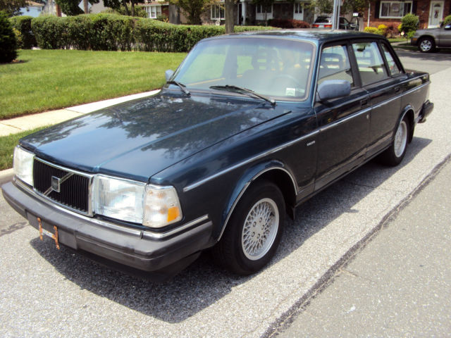 l@@k 1993 volvo 240
