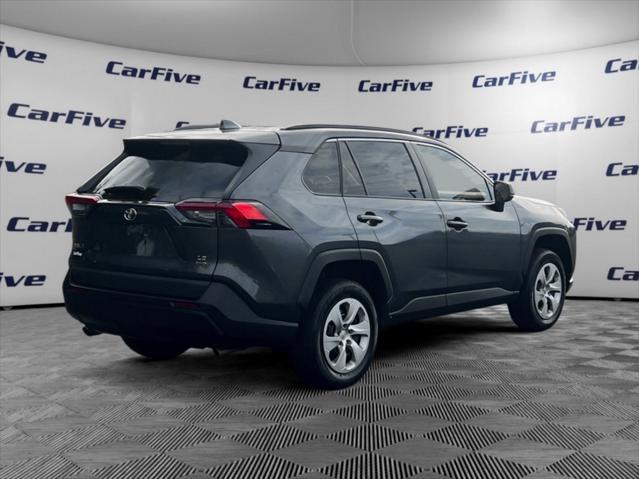 2021 toyota rav4 le