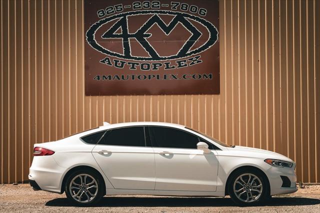 2020 ford fusion sel