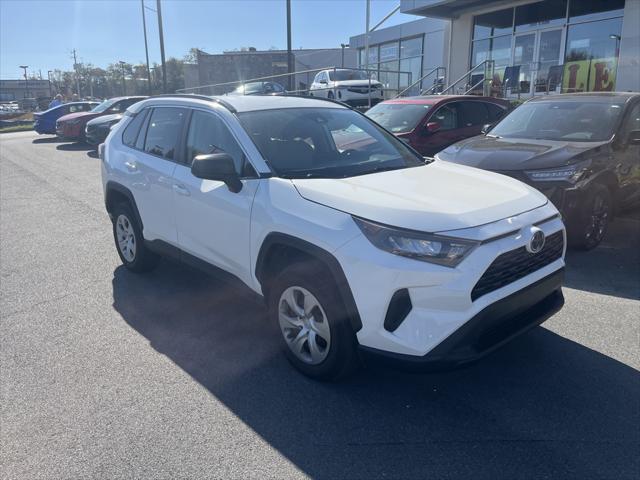 2019 toyota rav4 le