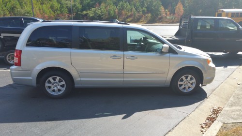 2010 chrysler town country for sale in georgia