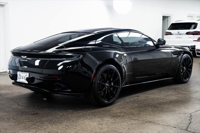2019 aston martin db11 amr