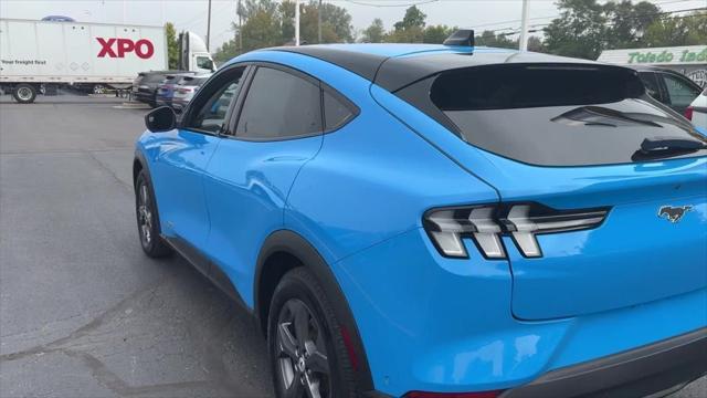 2023 ford mustang mach-e select