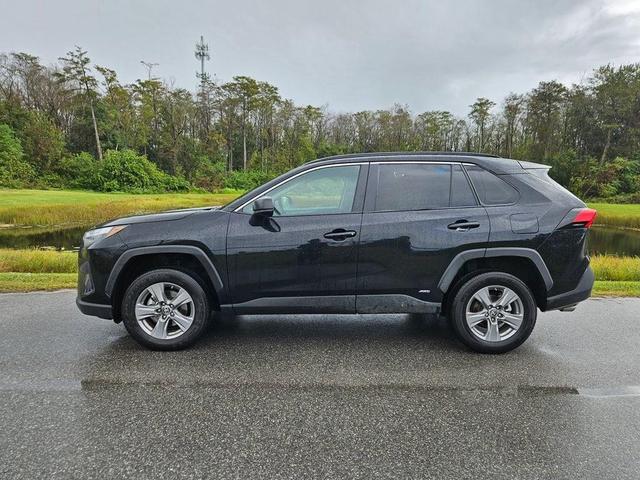 2024 toyota rav4 hybrid le